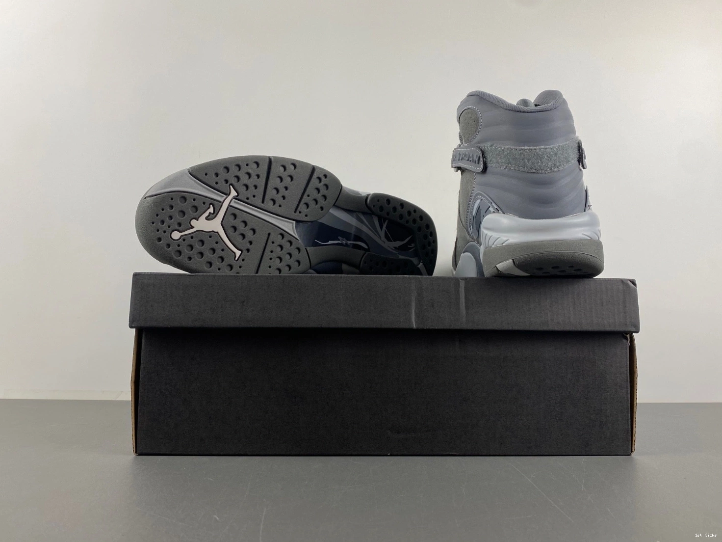 8 - Cool Men's Grey Jordan Retro 305381-014 1014